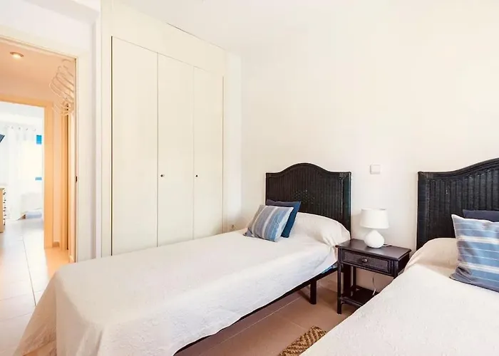 Bright Ideal For Long Lejlighed *