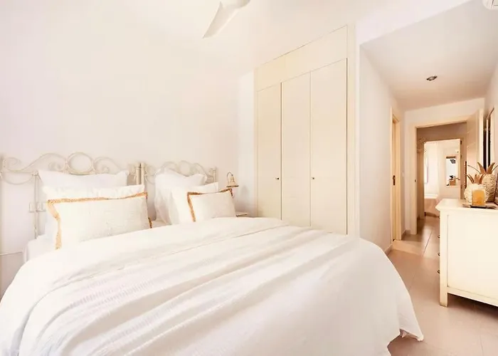 Bright Ideal For Long Lejlighed *