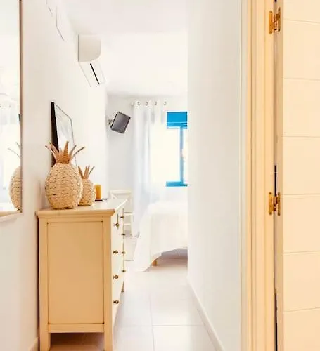 Bright Ideal For Long Dénia