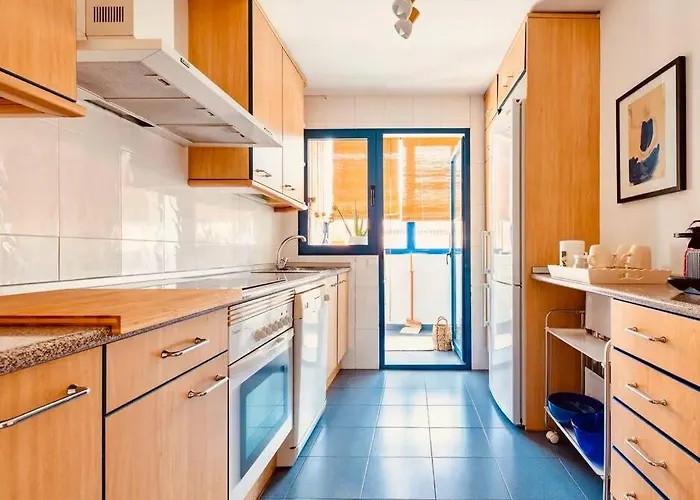 Bright Ideal For Long Lejlighed *