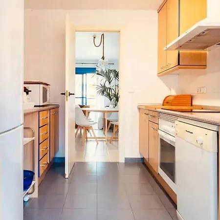 Apartment Bright Ideal For Long