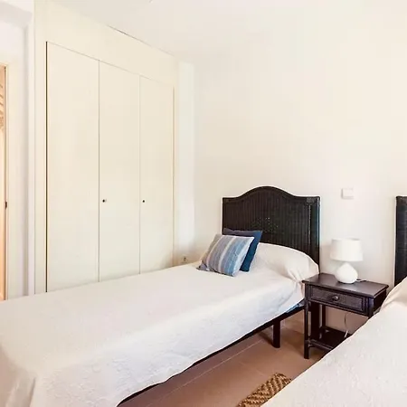 Bright Ideal For Long Apartment *