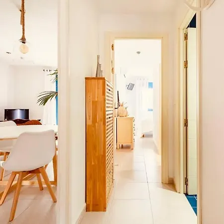Apartment Bright Ideal For Long
